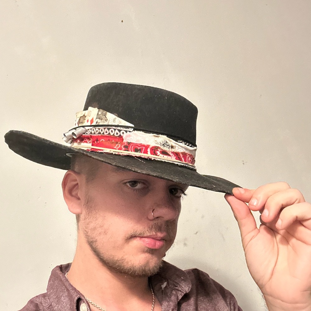 Meet your Posher, Josh